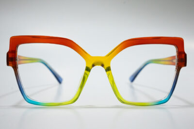 Gafas de mujer multicolor en tendencia