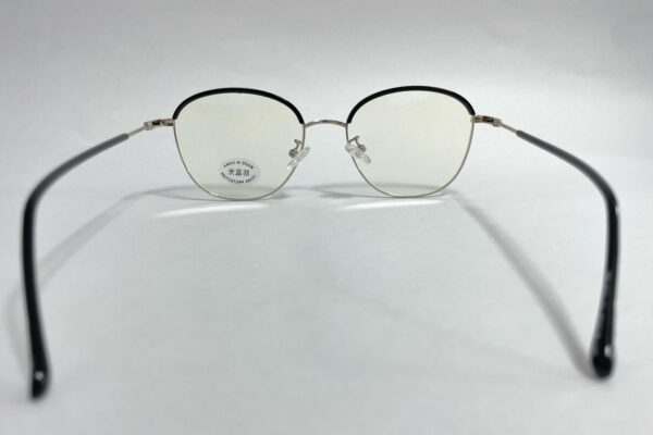 Gafas con Juliana montura en titanio para Mujer ovalada negra con plateado - Imagen 3